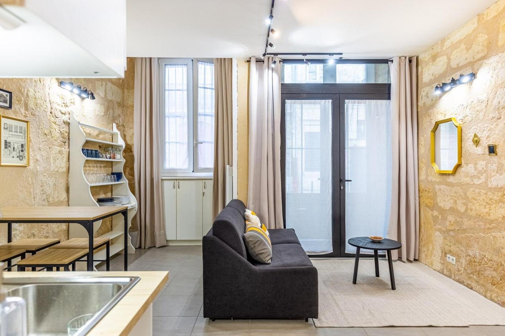 Guestready - Cozy Apt In Frederic & Isabelle Place Bordeaux Buitenkant foto